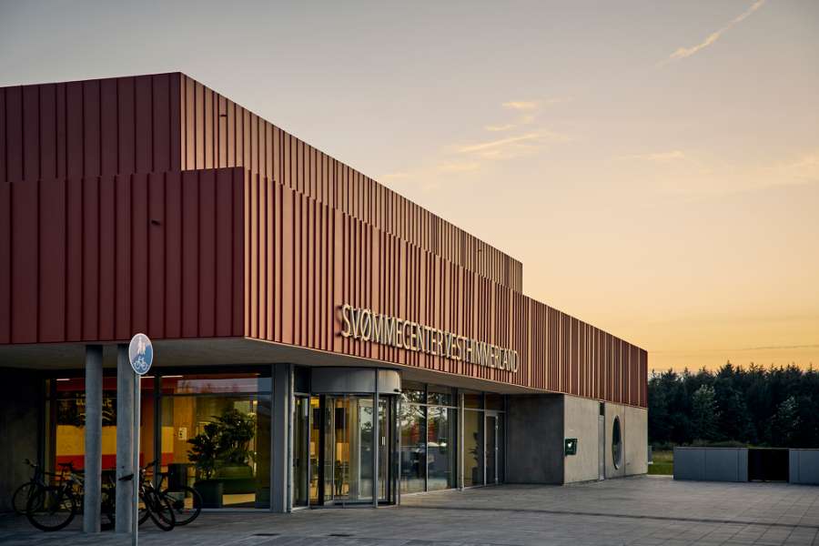 Svømmedrømme springer ud bag stålprofiler i Vesthimmerland, Svømmecenter Vesthimmerland, Løgstørvej 59, 9600 Aars